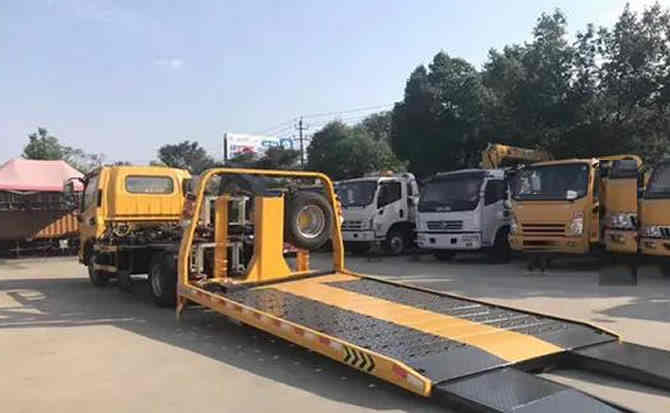安宁汽车中途维修案例
